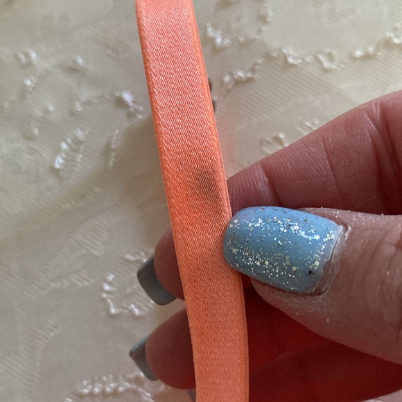 Victoria Secret Padded Demi Buste Coussing pink with rhinestones bra size 34B - Picture 14 of 16